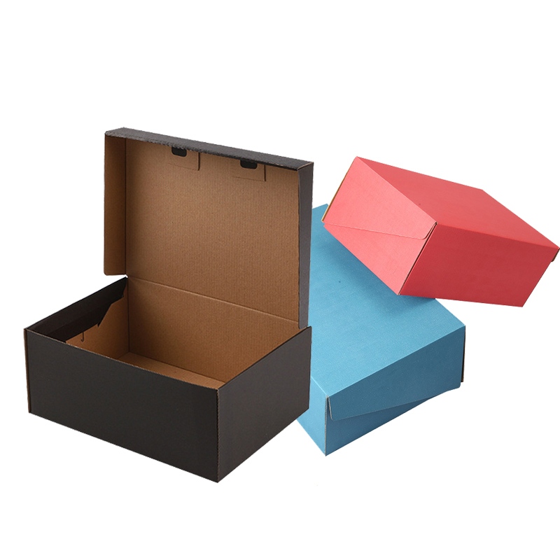 ကတ်ထူဖိနပ်သေတ္တာ