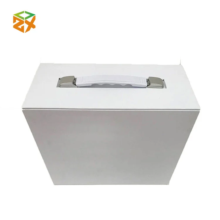White Cardboard လက်ဆောင်သေတ္တာ